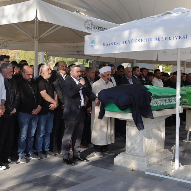 AK Parti Melikgazi Gençlik Kolları Teşkilat Başkanı Onay, son yolculuğuna u...