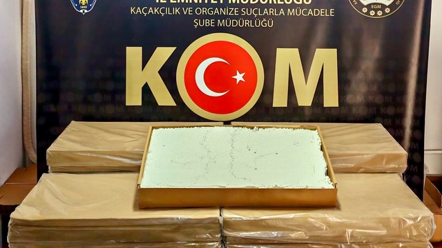 Bilecik'te uyuşturucu ve makaron ele geçirildi