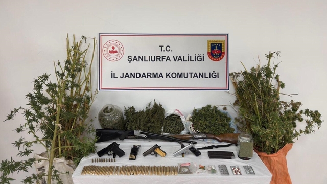 Şanlıurfa'da uyuşturucu ve silah kaçakçılığı operasyonunda 3 şüpheli yakalandı