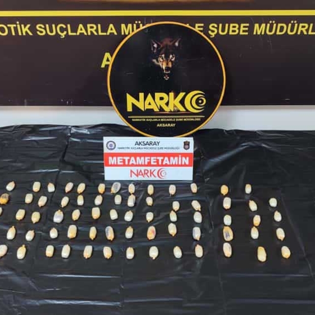 Midesinden 433 gram metamfetamin çıktı