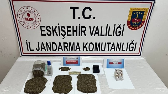 Eskişehir'de uyuşturucu operasyonunda 2 şüpheli yakalandı