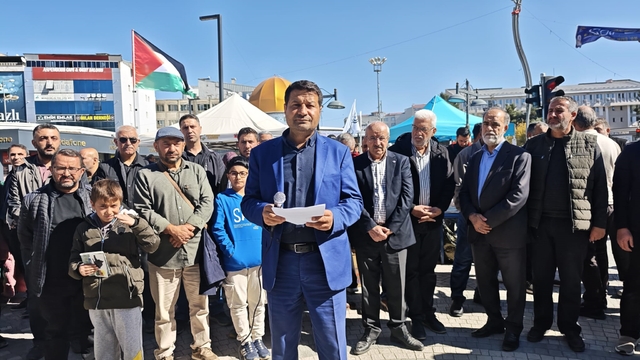 Van'da sivil toplum kuruluşlarından Rojin Kabaiş açıklaması