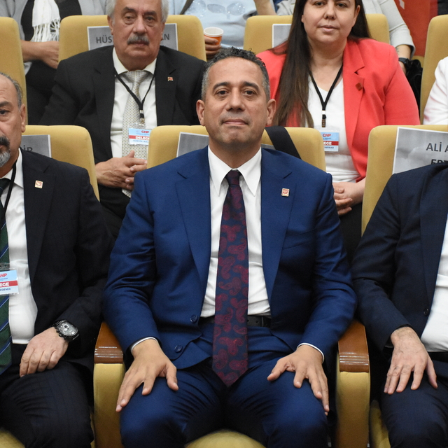 CHP Grup Başkanvekili Başarır, partisinin Aksaray Olağan İl Kongresi'nde ko...