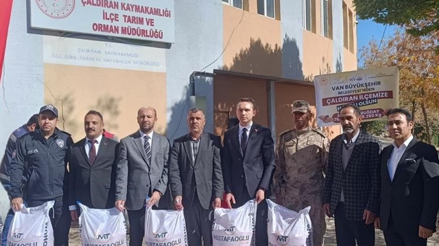 Çaldıranlı çiftçilere tohum desteği