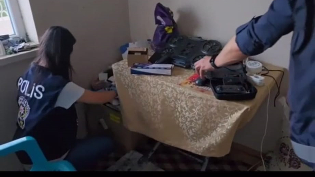 Van merkezli 8 ilde 'nitelikli dolandırıcılık' operasyonunda 26 tutuklama