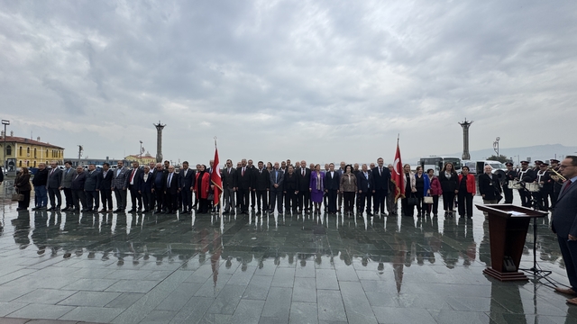 İzmir'de Muhtarlar Günü kutlandı