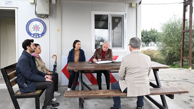 Kırklareli Valisi Turan, kontrol noktasında incelemede bulundu