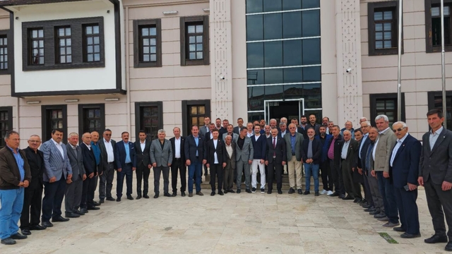 Boyabat'ta 19 Ekim Muhtarlar Günü kutlandı