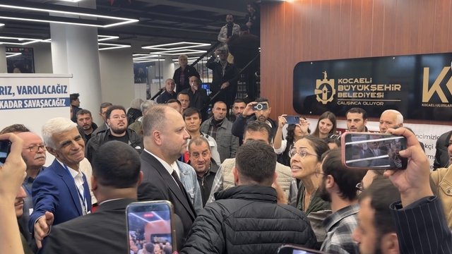 CHP Kocaeli İl Kongresi'nde gerginlik yaşandı