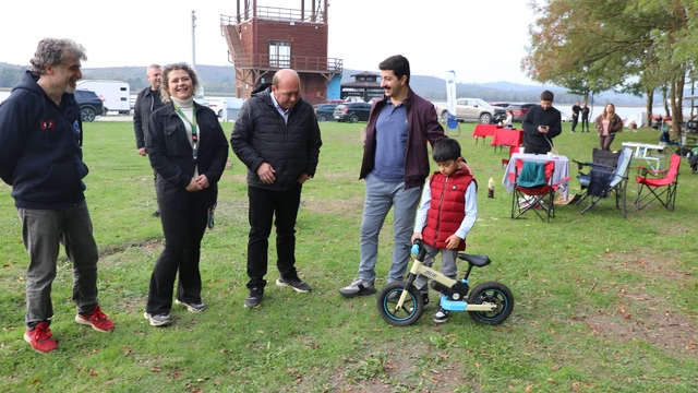 Sakarya'da Büyük Akgöl doğaseverlerden ilgi görüyor