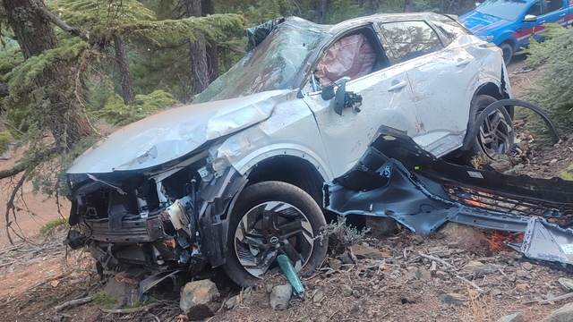 Adana'da uçuruma yuvarlanan cipteki karı-koca hayatını kaybetti