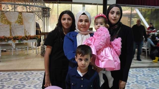 Kampanyası tamamlanan SMA'lı Esma'nın annesi: Hayaldi gerçek oldu