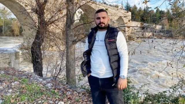 Gayrimenkul ofisinde silahlı kavga: 2 ölü, 1 yaralı