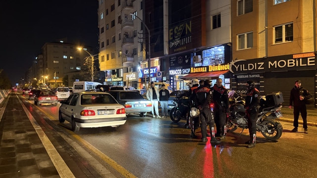 Eskişehir'de polis ekipleri denetim yaptı