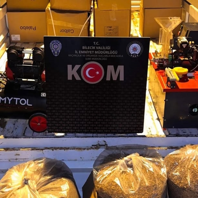 Bilecik'te gümrük kaçağı makaron ele geçirildi