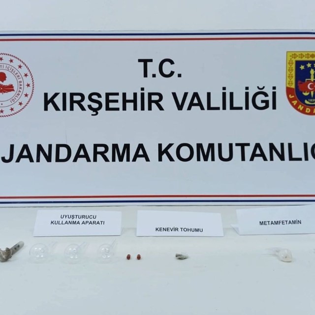 Kırşehir'de uyuşturucu operasyonlarında 3 şüpheli yakalandı