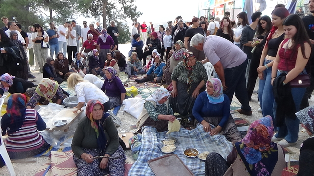 Erdemli ilçesinde "gastronomi şenliği" düzenlendi
