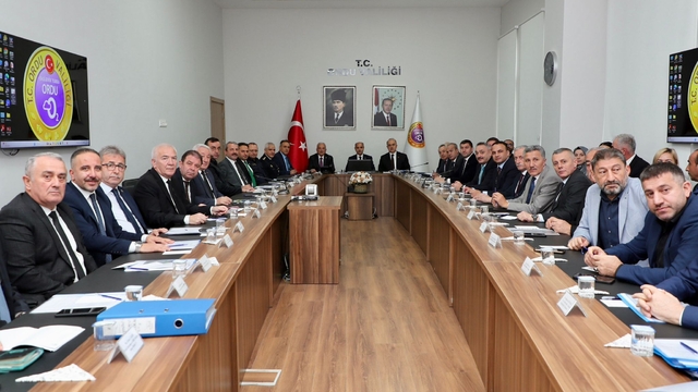 İçişleri Bakan Yardımcısı Aktaş, Ordu'da sahipsiz hayvanlara ilişkin düzenlenen toplantıya katıldı