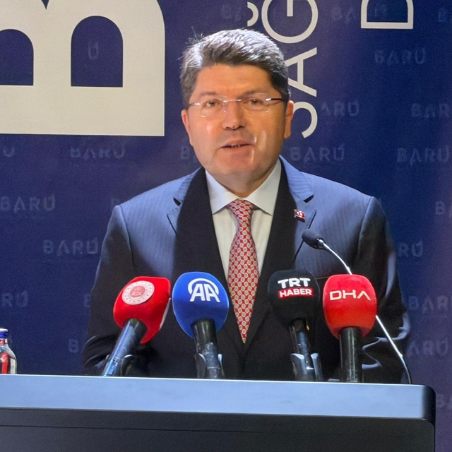 Bakan Tunç: Gazze'de insanlık çocukların açlıktan öldüğü bir dünyayı gördü