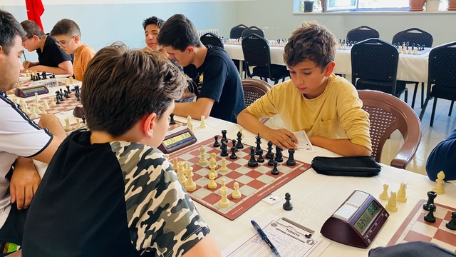 Nusaybin'de "Cumhuriyet Bayramı Satranç Turnuvası" düzenlendi