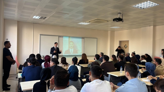 Kaymakam Soylu, üniversitelilerle buluştu