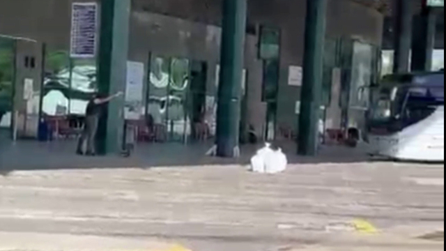 Otogarda etrafa ateş açtı, polis tarafından bacağından vurulup yakalandı (3)