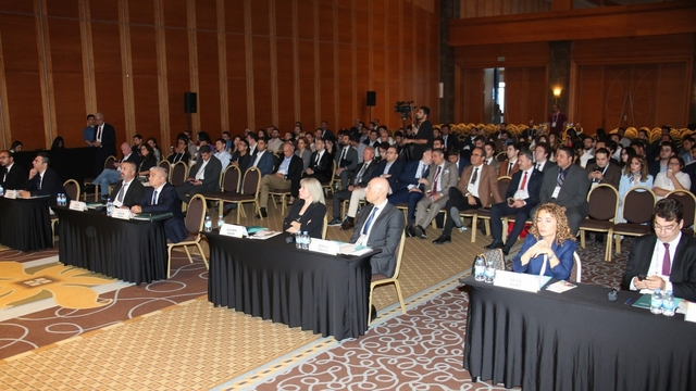 Plastik rekonstrüktif ve estetik cerrahları Antalya'da buluştu