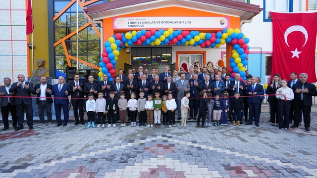 TOBB Başkanı Hisarcıklıoğlu, Bursa'da anaokulu açılışına katıldı