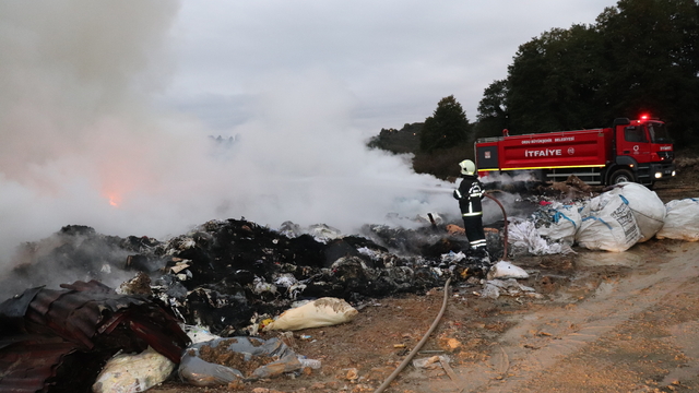 Ordu'da atık toplama merkezinde çıkan yangın söndürüldü