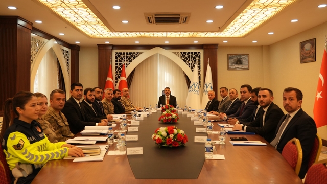 Hakkari'de haklarında arama kararı bulunan 224 kişi yakalandı