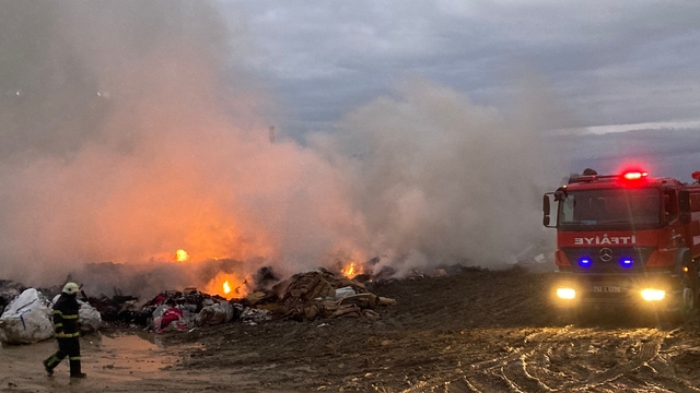 Ordu'da atık toplama merkezinde çıkan yangın söndürüldü