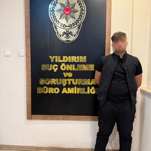 Bursa'da 80 yıl kesinleşmiş hapis cezası bulunan firari yakalandı