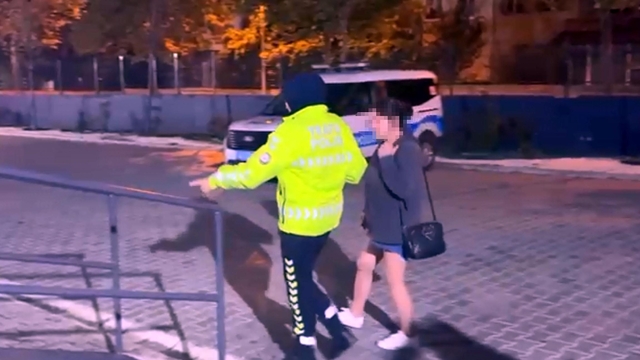 3.51 promil alkollü sürücü karşı şeride geçip, kaza yaptı