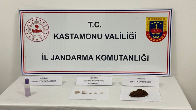 Kastamonu'da uyuşturucu operasyonunda yakalanan 2 zanlı tutuklandı