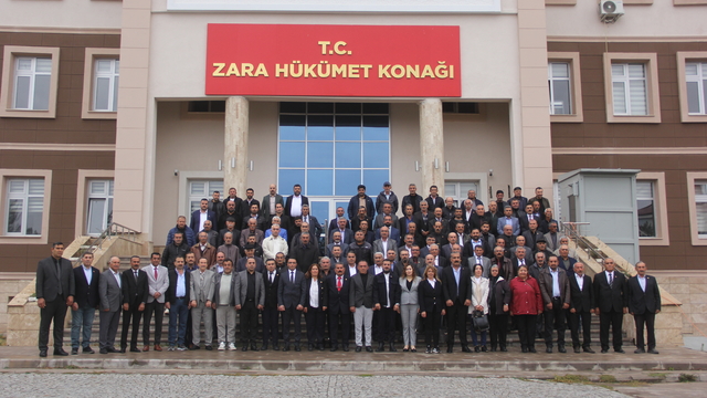 Zara'da muhtarlar toplantısı düzenlendi