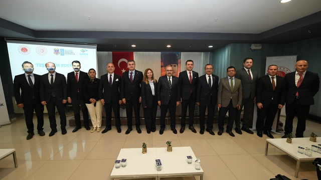 Balıkesir'de Bağımlılıkla Mücadele Eden Profesyonellere Yönelik Eğitim Programı başladı