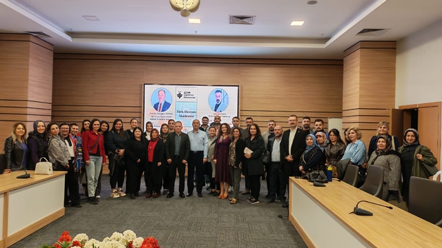 Kırşehir'de Türk dünyasıındaki ortak değerler konuşuldu