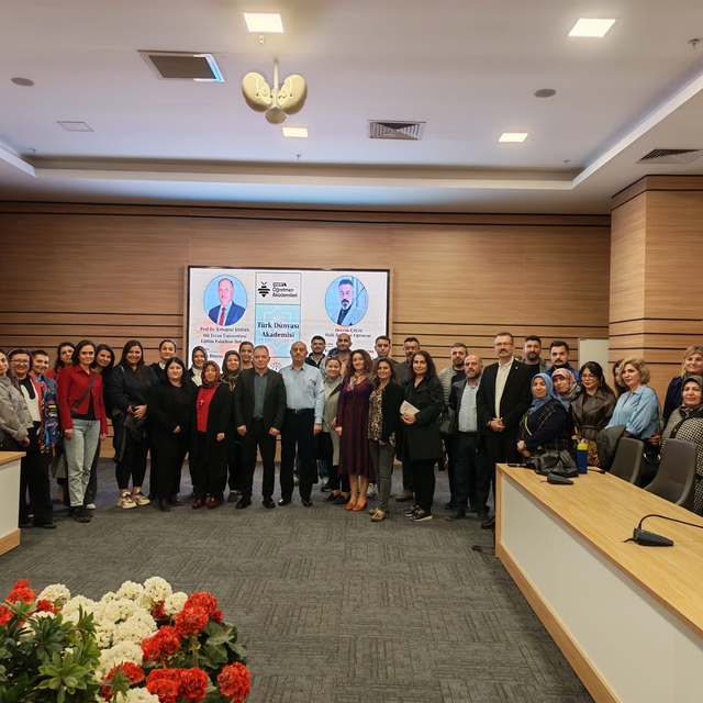 Kırşehir'de Türk dünyasıındaki ortak değerler konuşuldu