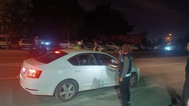 Antalya'da asayiş olayları nedeniyle yakalanan 1990 kişiden 267'si tutuklandı