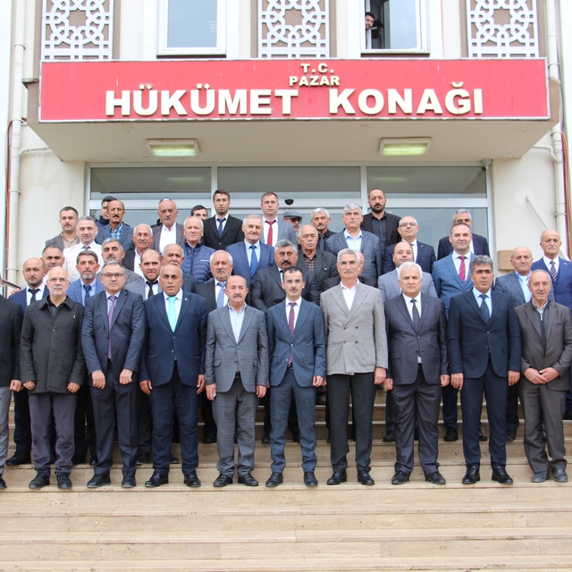 Pazar'da muhtarlar Kaymakam ve Belediye Başkanını ziyaret etti