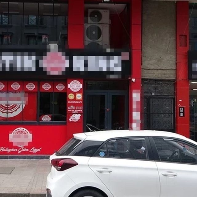 999 kişinin tavuk dönerden zehirlenmesine ilişkin yargılanan 2 sanığa hapis...