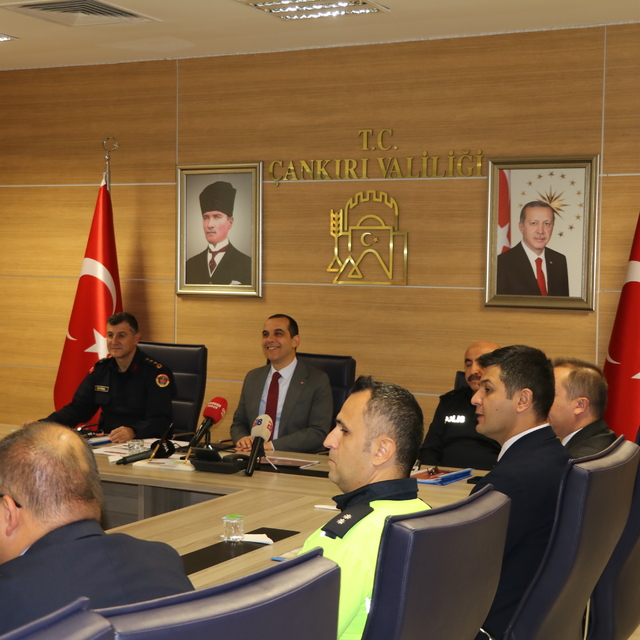 Çankırı'da 9 ayda FETÖ ve DEAŞ operasyonlarında yakalanan 11 kişi tutukland...