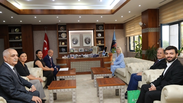 Akdeniz Üniversitesi ile Azerbaycan İdman Akademisi arasında işbirliği protokolü imzalandı