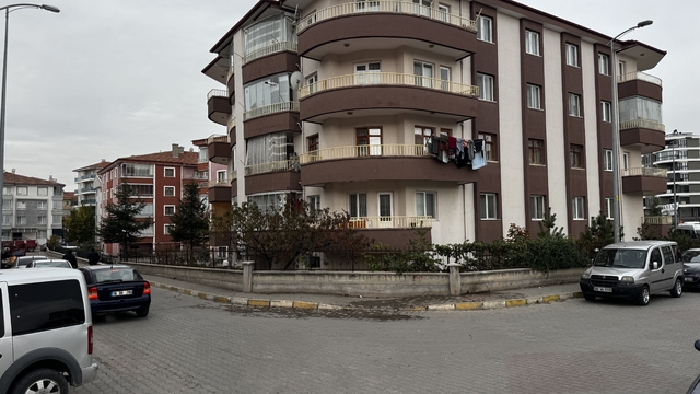 Çankırı'da eski eşi tarafından bıçaklanan 2 çocuk annesi kadın öldü