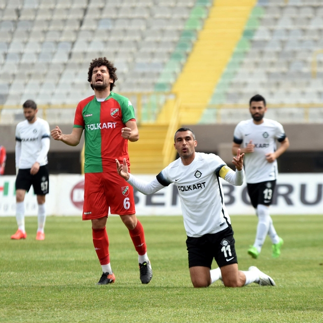 İzmir'de 7 yıl sonra buruk derbi