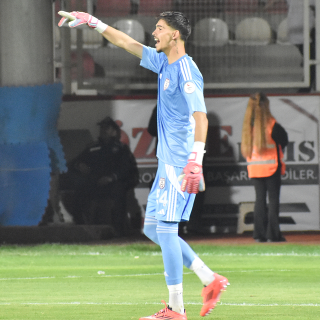 Kaleci fabrikası Altınordu