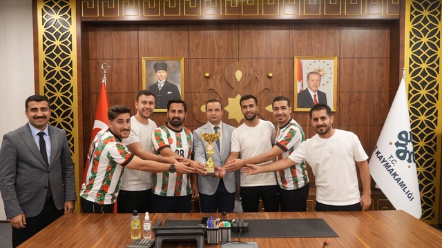 Cizre Kaymakamı Baycar, 3. Kamu Spor Oyunları'nda derece yapan takımları kabul etti