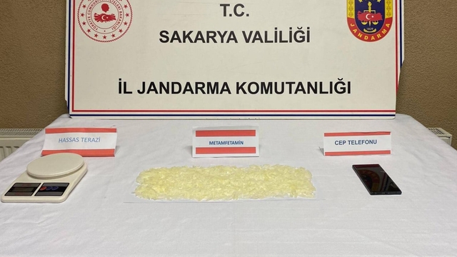 Sakarya'da uyuşturucu operasyonunda 2 şüpheli tutuklandı