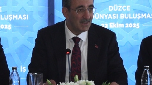 Cevdet Yılmaz: Kampüslerin etrafına zihinsel duvarlar örmeyelim (2)