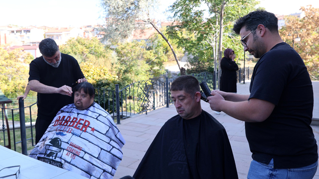 Nevşehir'de özel bireylerin saç ve sakal bakımı yapıldı